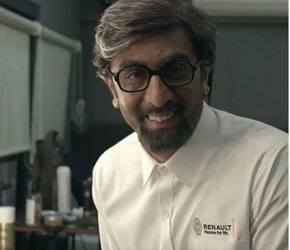 'संजू' के बाद रणबीर कपूर का गजब ट्रांसफॉर्मेशन, बने बूढ़े सेल्समैन, देखे वीडियो bollywood,ranbir kapoor,renault,sanju