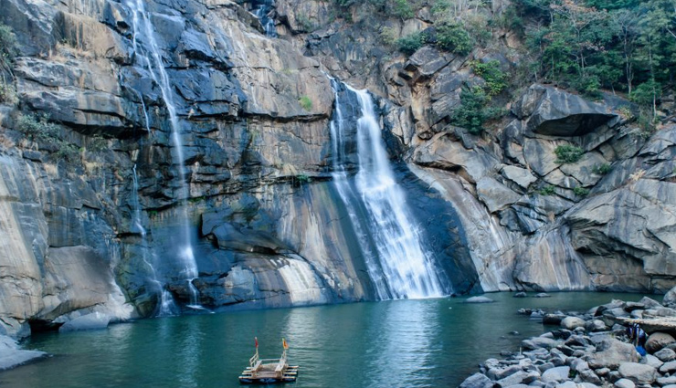 ranchi waterfall,waterfalls to visit in ranchi,hundru falls,jonha falls,dassam falls,hirni falls,panch ghagh
