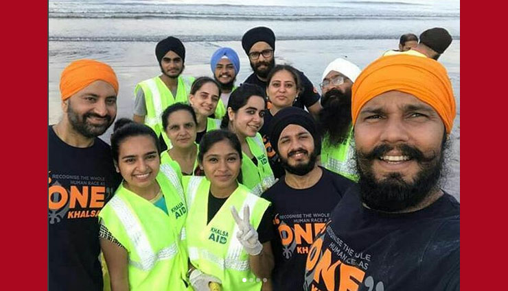 randeep hooda,ngo afraz,juhu beach