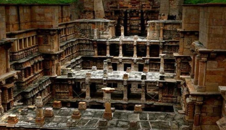 अनोखा कुआं जिसके अंदर बनी हैं 30 किलोमीटर लंबी सुरंग, तथ्य हैरान करने वाले