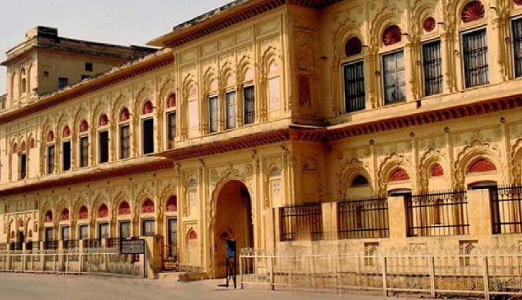 jhansi tourist spots,rani mahal jhansi,jhansi fort uttar pradesh,orchha fort complex near jhansi,jhansi museum history artifacts,panchtantra park jhansi,top attractions in jhansi,historical sites in jhansi,must-visit places in jhansi,jhansi sightseeing guide