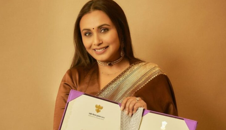 2 News : नेशनल अवार्ड सेरेमनी में रानी के साथ इसलिए नहीं थी बेटी, अमिताभ-अभिषेक के साथ काम करने पर बोलीं ऐसा