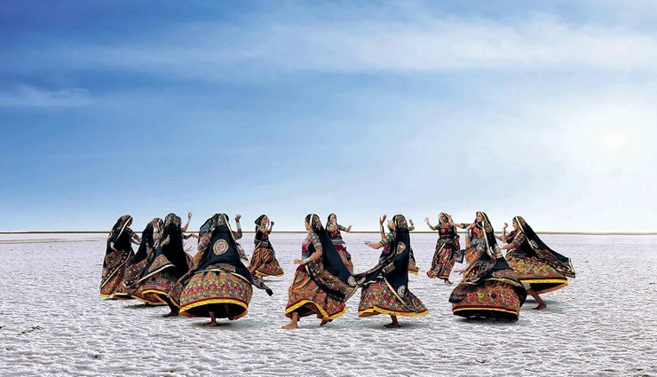 festival,winter festival in india,winter festival to enjoy in india,india tourism,tourist places in india to visit in winter,holidays,travel tips