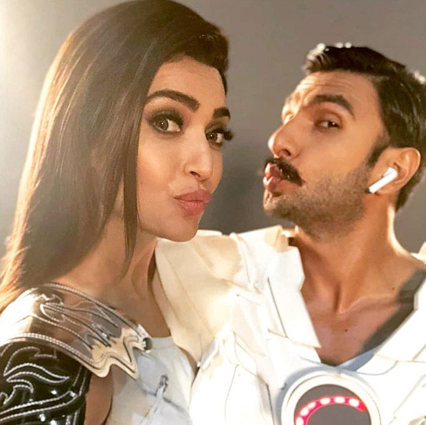 ranveer singh,karishma tanna,futuristic look for a commercial,commercial,entertainment news