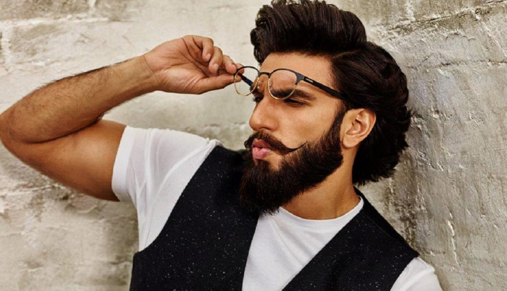 bollywood,bollywood news,deepika padukone,priyanka chopra,ranveer singh,padmaavat,padmavati