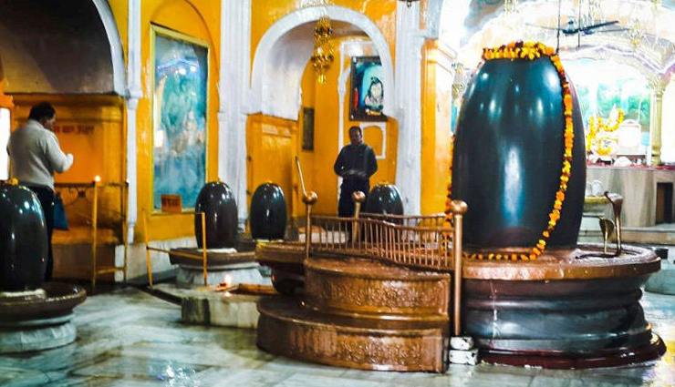 famous temple of jammu kashmir,holiday,travel,tourism