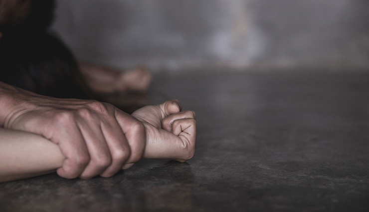 fight with domestic violence,domestic violence,types of domestic violence,mates and me,relationship tips,cases of domestic violence