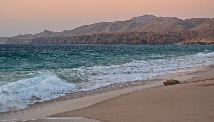 oman tourism,best places in oman,travel to oman,oman desert,omani culture,oman forts,things to do in oman,oman travel guide,arabian peninsula,oman adventure travel