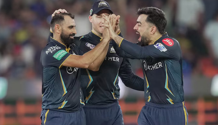 गुजरात को खल रही है मोहम्मद शमी की कमी, बीच के ओवरों में गेंदबाजों का काम आसान कर दिया: राशिद खान