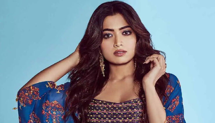 2 News : ‘एनिमल’ फेम रश्मिका ने फीस बढ़ाने पर दी यह रिएक्शन, देखें-करण के नए शो ‘लव स्टोरियां’ का प्रोमो