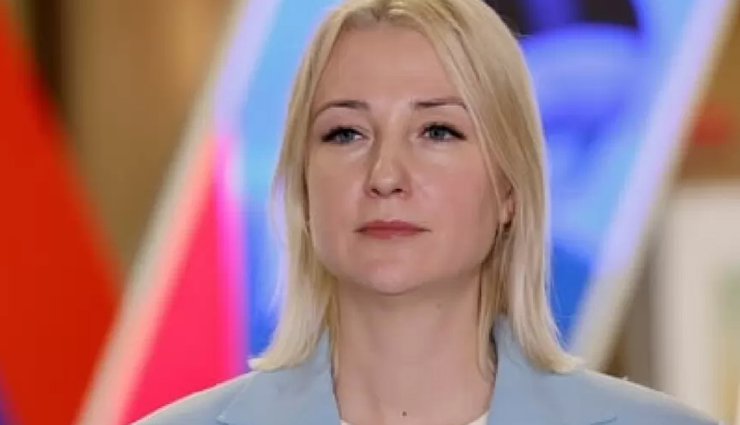 रूस राष्ट्रपति चुनाव: पूर्व टीवी पत्रकार येकातेरिना डंटसोवा की उम्मीदवारी खारिज
