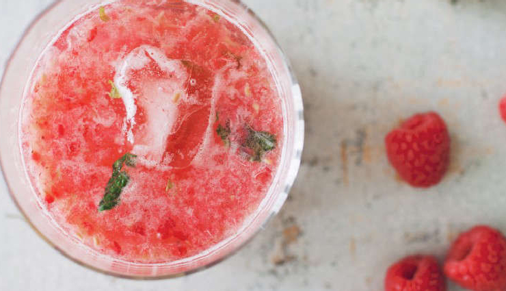 summer drinks,refreshing beverages,homemade drinks,drink recipes,cooling drinks,hydrating beverages,fruit drinks,mocktails,summer cocktails,healthy drinks