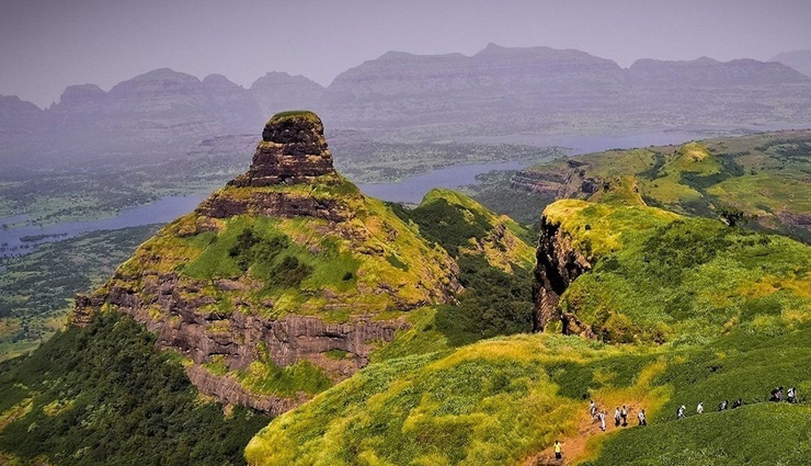 unique indian train journeys,best train travel experiences in india,iconic train routes in india,scenic train rides across india,luxury train travel in india,heritage train tours in india,adventure train experiences india,famous indian railway journeys,cultural train trips in india,must-visit train destinations in india