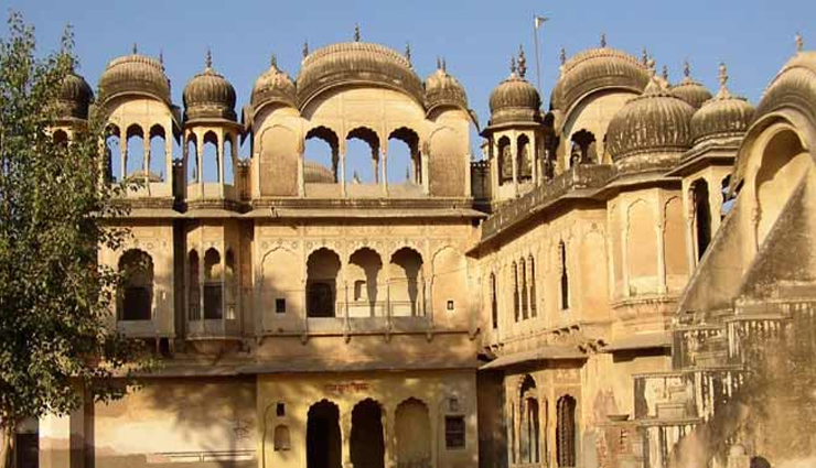 trekking places in maharashtra,best trekking spots in maharashtra,top trekking destinations maharashtra,maharashtra trekking trails,famous trekking forts in maharashtra,trekking in sahyadri mountains,adventure treks in maharashtra,hiking places in maharashtra,scenic treks in maharashtra,maharashtra trekking routes