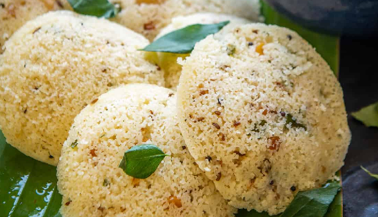 rava idli,semolina idli,instant rava idli,south indian rava idli,idli recipe with semolina,quick rava idli,easy rava idli,healthy rava idli,homemade rava idli,simple rava idli recipe,traditional rava idli,step-by-step rava idli,delicious rava idli,tasty rava idli,soft rava idli,fluffy rava idli,vegetarian rava idli recipe,breakfast rava idli,rava idli with curd,rava idli with vegetables