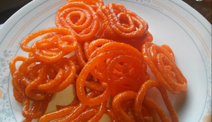 Recipe- Mouthwatering Rava Jalebi