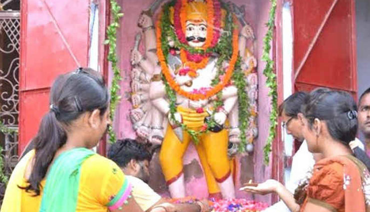 भारत की इन 5 जगहों पर, राम नहीं रावण को पूजा जाता है