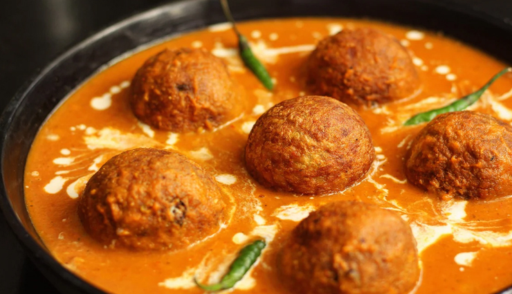 Navratri Recipe- Easy To Make Kacche Kele ki Kofta Curry
