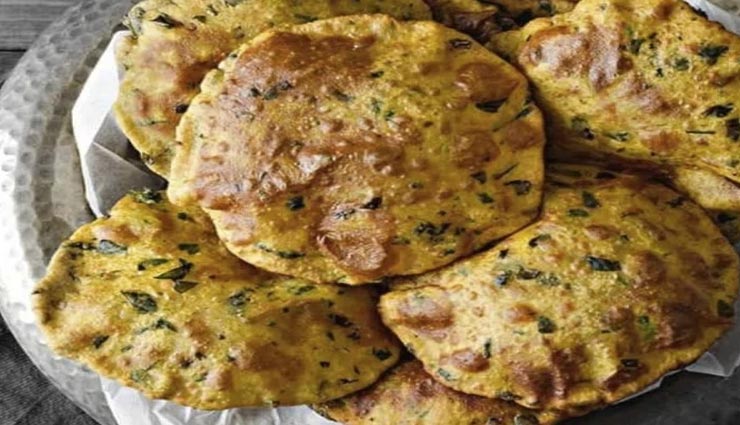 सावन स्पेशल : व्रत के फलाहार में ले केले की पूरी का स्वाद #Recipe 
