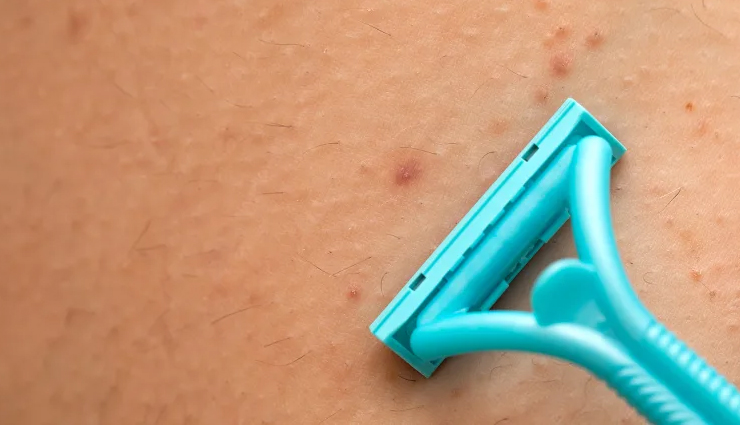 rose water benefits for skin,advantages of using rose water on skin,how rose water benefits your skin,skin benefits of rose water,rose water for healthy skin,natural skin benefits of rose water,rose water skincare benefits,why rose water is good for your skin,enhancing skin with rose water,rose waters impact on skin health