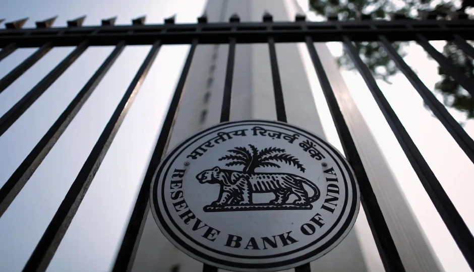 RBI की मॉनेटरी पॉलिसी: EMI कटौती की उम्मीदों पर फिरा पानी, नहीं मिली आम लोगों को राहत