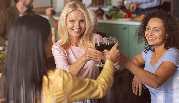 reconnect with old friends,ways to reconnect with friends,tips for reconnecting with old friends,rekindling old friendships,strategies to reconnect with friends,how to get in touch with old friends,reconnecting with long-lost friends,friend reconnection ideas