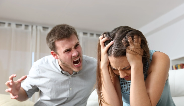 marrying young pros and cons,early marriage risks,young couples and divorce,marriage before 25,is young marriage a good idea,first love marriage success,marriage age statistics,teen marriage facts,emotional challenges of early marriage,stability in marriage by age