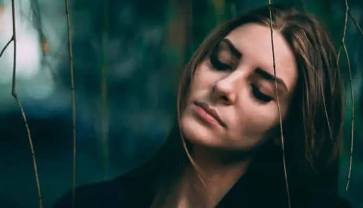 8 Simple Yet Effective Ways To Make Him Realize Your Worth