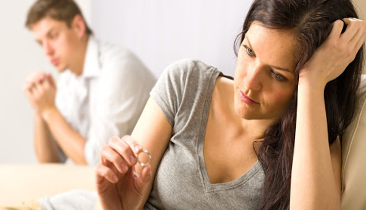 relationship tips,suffocating relationship,signs of suffocating relationship,couples tips