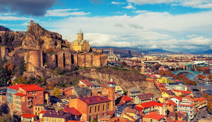 azerbaijan,reasons to visit azerbaijan,places to visit in azerbaijan