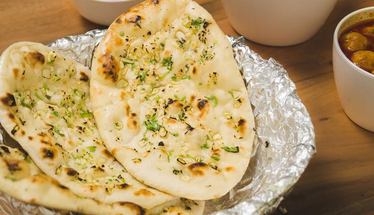 cheese stuffed garlic naan recipe,recipe,recipe in hindi,special recipe