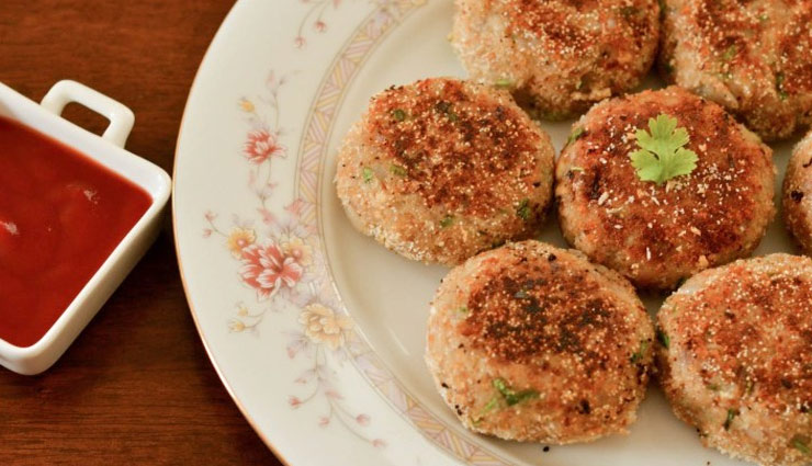 दिवाली स्पेशल : अवधी डिश है कच्चे केले की टिक्की, ले इसका कुरकुरा स्वाद #Recipe