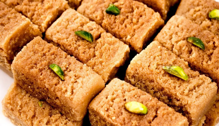 दिवाली स्पेशल : अलवर का प्रसिद्द 'मिल्क केक', इस तरह बनाए घर पर #Recipe
