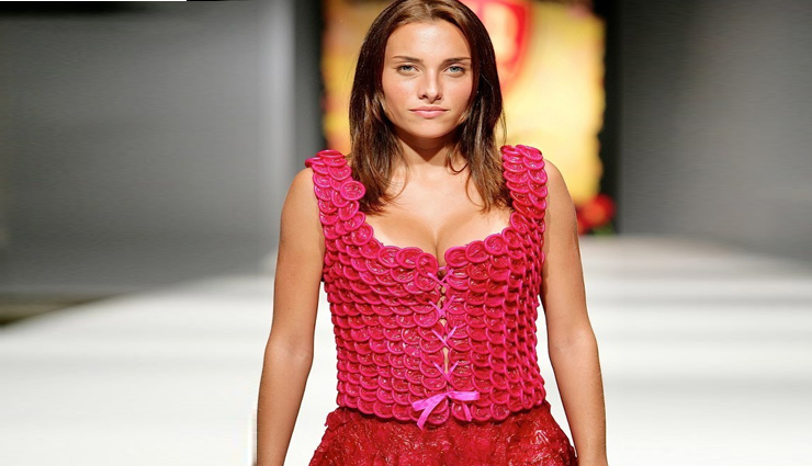fashion trends,5 dresses made of condoms,new trends,condoms dresses