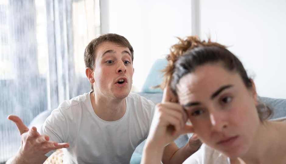 10 Biggest Yet Subtle Red Flags in a Relationship to Watch Out For