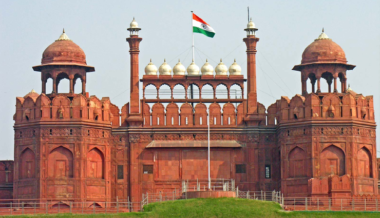 indian monuments,famous indian monuments,indian monuments to visit,travel,india tourism,tourist places in india
