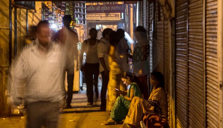 india infamous red light area,holidays