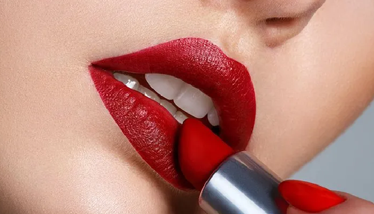 red lipstick for skin tone,choosing the right red lipstick,lipstick shades for different skin tones,finding your perfect red lipstick,red lip colors for various complexions,skin-tone-based red lipstick guide,best red lipstick for your complexion,how to pick red lipstick for your skin tone,matching red lipstick to your undertone,selecting red lipstick based on complexion