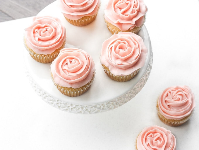 valentines special,valentines week 2018,red rose cupcakes,red rose cupcakes recipe,cupcakes recipe