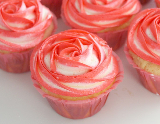 Valentines Special- Recipe of Red Rose Cupckaes