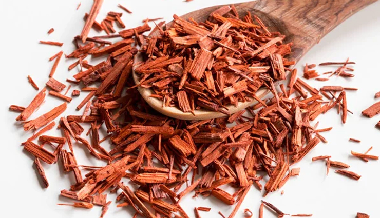 red sandalwood,beauty benefits of red sandalwood,uses of red sandalwood,skin care tips,beauty tips
