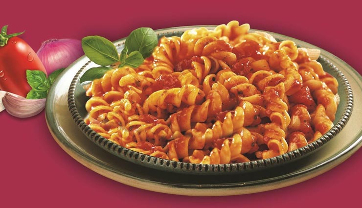 इटालियन रेड सॉस पास्ता बनाएगा आपके वीकेंड को स्वाद से भरपूर #Recipe 