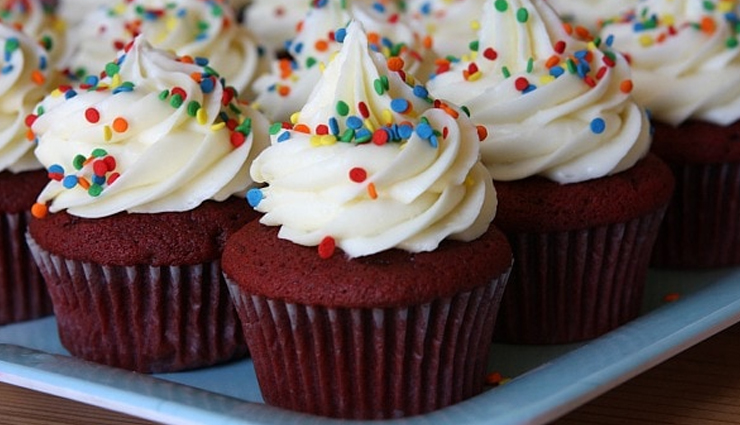 red velvet cupcakes,eggless cupcakes recipe,Eggless Recipe,dessert recipe,valentines day recipe