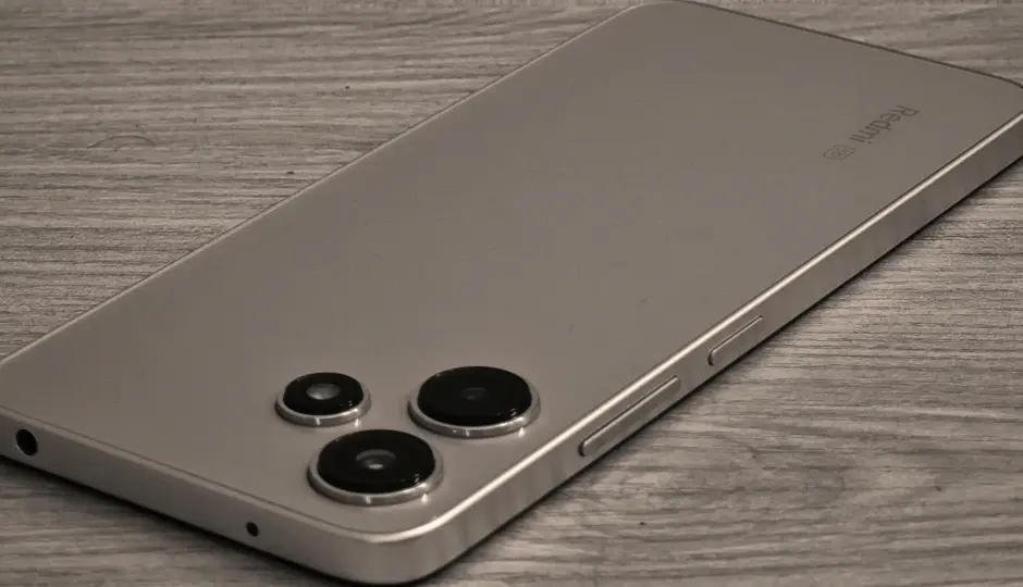 Redmi का धमाकेदार बजट फोन, 10,000mAh बैटरी के साथ जल्द भारत में देगा दस्तक