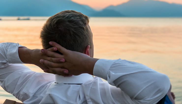 healthier lifestyle,Health,metabolic diseases,cardio-vascular diseases,hypertension,violence,eat healthy,stay active,healthy weight,do not smoke,get enough sleep,reduce stress,drink alcohol,Health,simple health tips