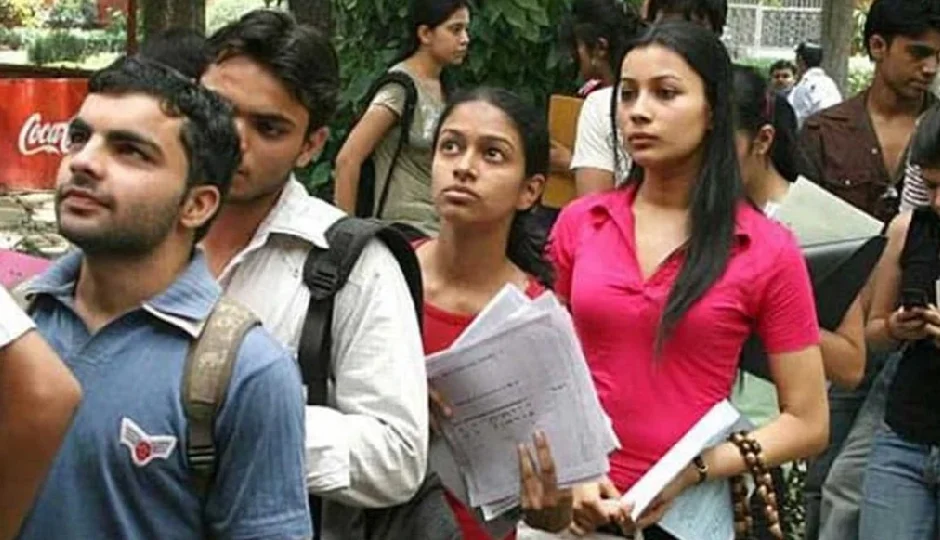 REET Mains 2025 का आखिरी दिन आज, एंट्री केवल एडमिट कार्ड और ID चेक के बाद, सुरक्षा कड़ी