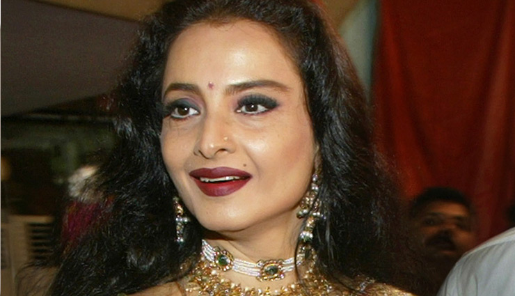 bhumi pednekar,vidya balan,deepika padukone,ranveer singh,ayushman khurana,abhay deol,rekha,radhika apte