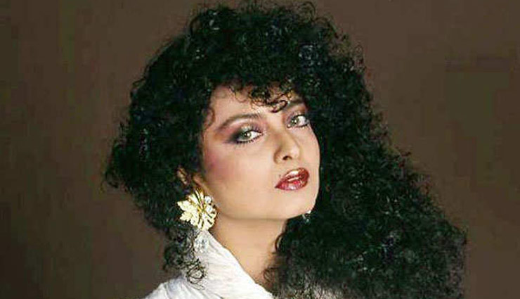 rekha birthday,rekha films,rekha facts,rekha family,biswajeet forcibly kissed rekha,rekha molestation,rekha amitabh bachchan,rekha news in hindi,entertainment,bollywood news in hindi