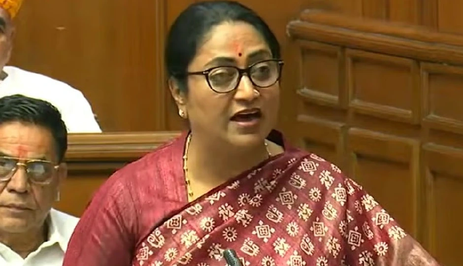 दिल्ली के स्कूलों में फीस मनमानी पर लगेगा ब्रेक, जानें नए कानून में क्या-क्या