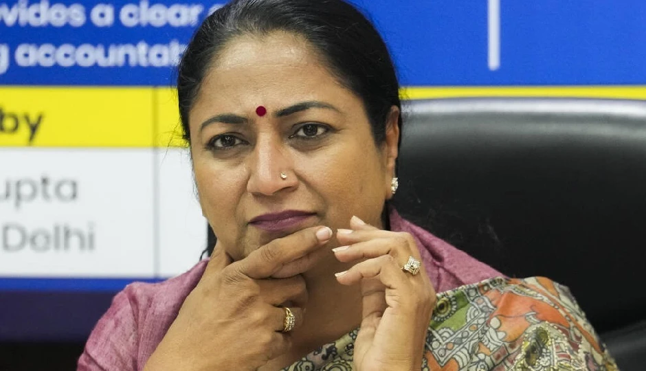 दिल्ली लक्ष्मी योजना: 26 अगस्त को मिलेगा लेटर, 1 सितंबर से खाते में आएगा पैसा; इन महिलाओं को नहीं मिलेगा लाभ